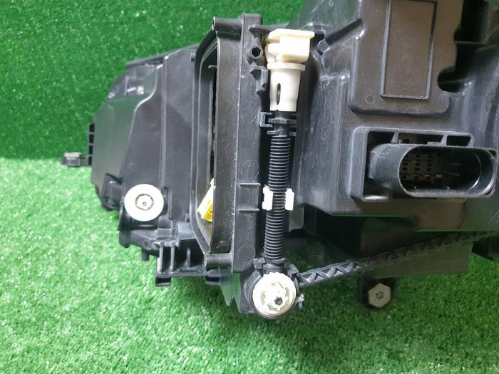 Фара правая Mercedes GLE V167 (2018-н.в.) Multibeam LED