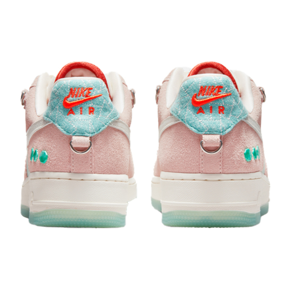 Кроссовки Nike Air Force 1 Low GS 07 LX Shapeless, Formless, Limitless