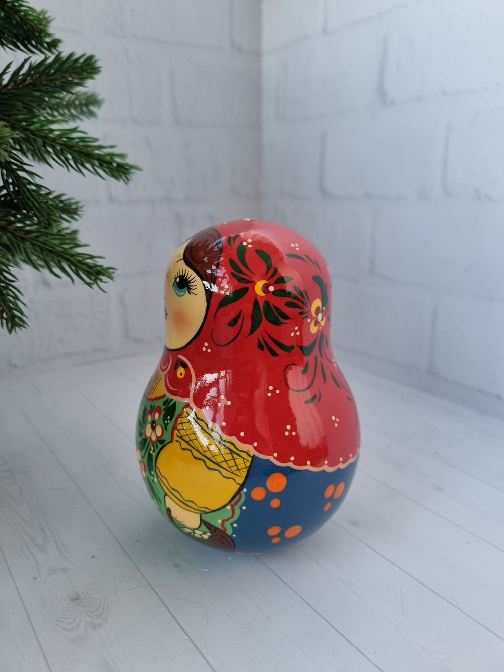 Неваляшка 12см с курочкой