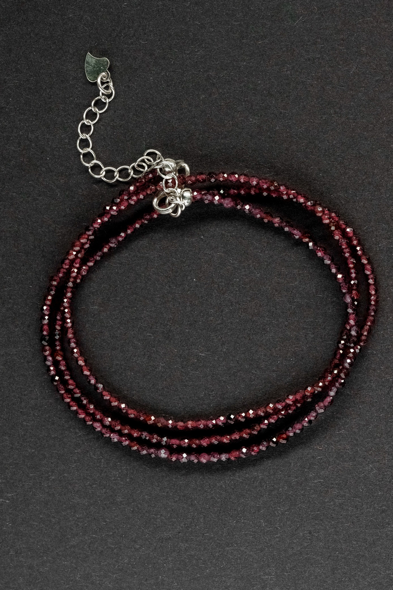 Цепочка "Memo about Soulmate" тонкая из граната с удлинителем 47-54 см