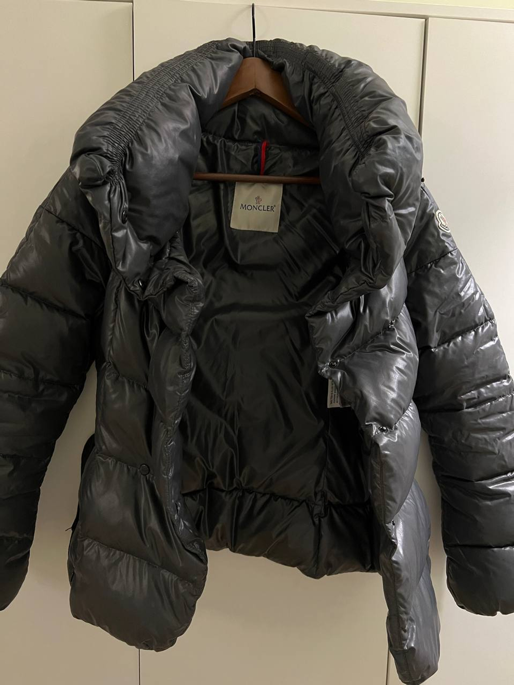 Пуховик Moncler