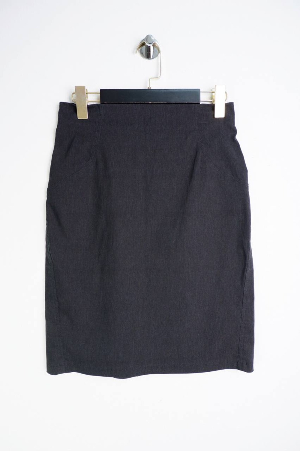 Юбка для лаконичного стиля, визуально на 42 размер