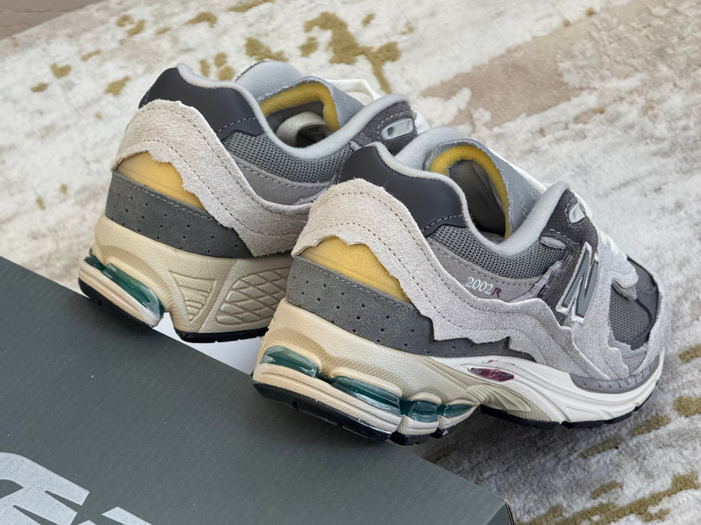New Balance 2002R Protection Pack Rain Cloud