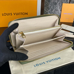Louis Vuitton Zippy Wallet