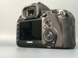 Canon 5D M IV 639.000 кадров