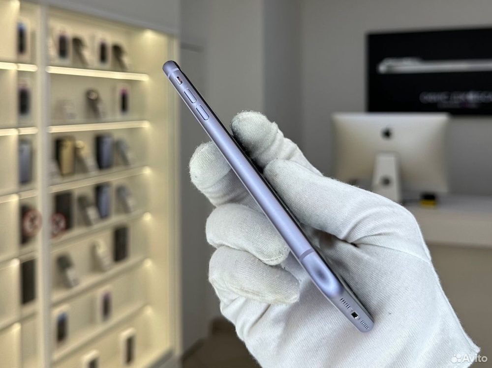 iPhone 11 64 ГБ б/у