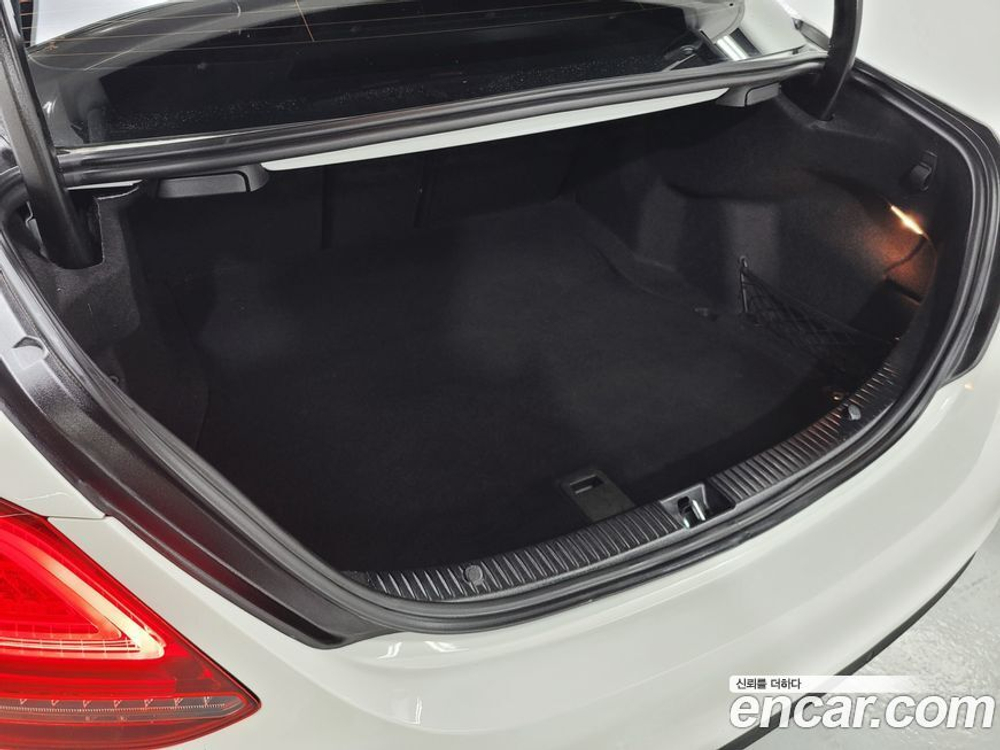 Mercedes-Benz C-Class W205 C200 (11.2019)