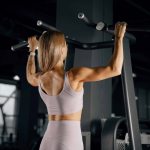 E7009JZ Турник, брусья с противовесом. Стек 135 кг