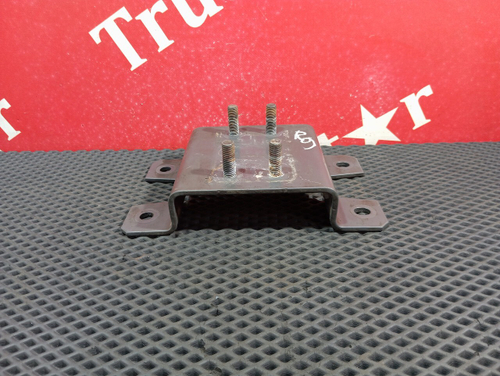 Кронштейн крыла