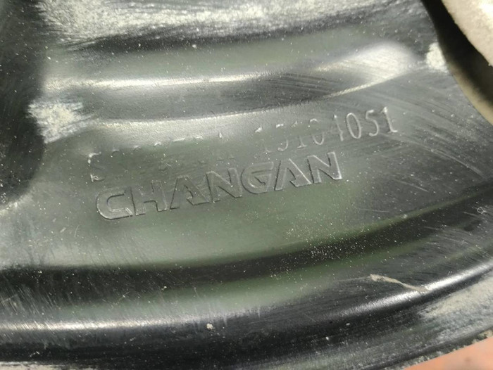 Кулак задний левый Changan Uni-K (20-нв)