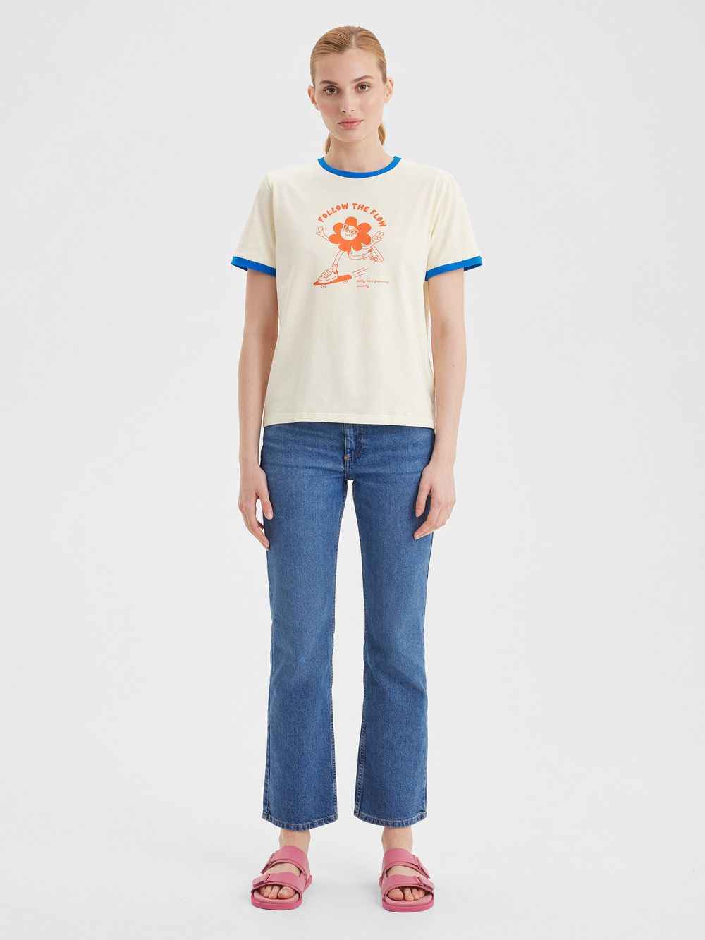 Женская футболка Follow the flow - folly dot.