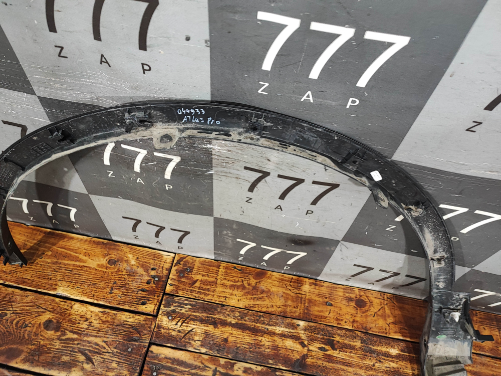 Накладка крыла переднего правого Geely Atlas Pro 21-нв Б/У Оригинал 5049014200