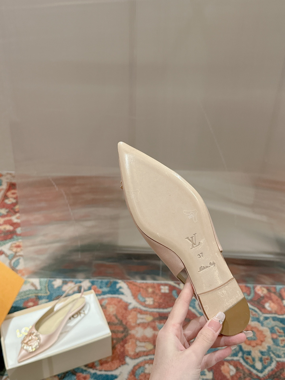 Louis Vuitton Met Slingback Ballerina