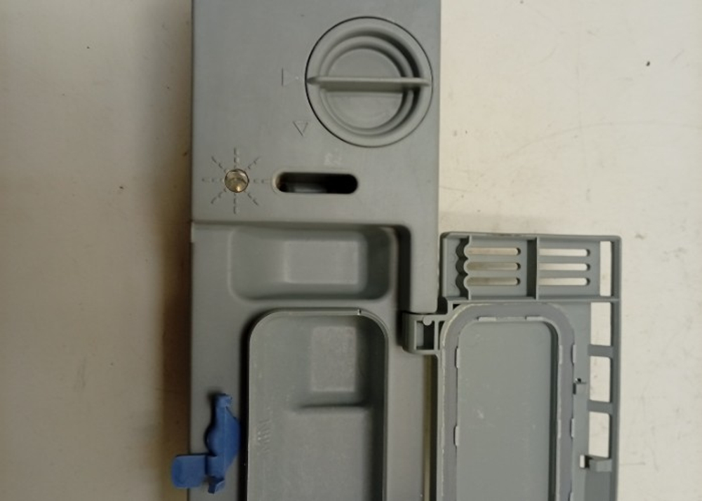 CISLI420 ктп16 Дозатор моющих средств для посудомоечной машины Hotpoint-Ariston CIS LI420 б/у