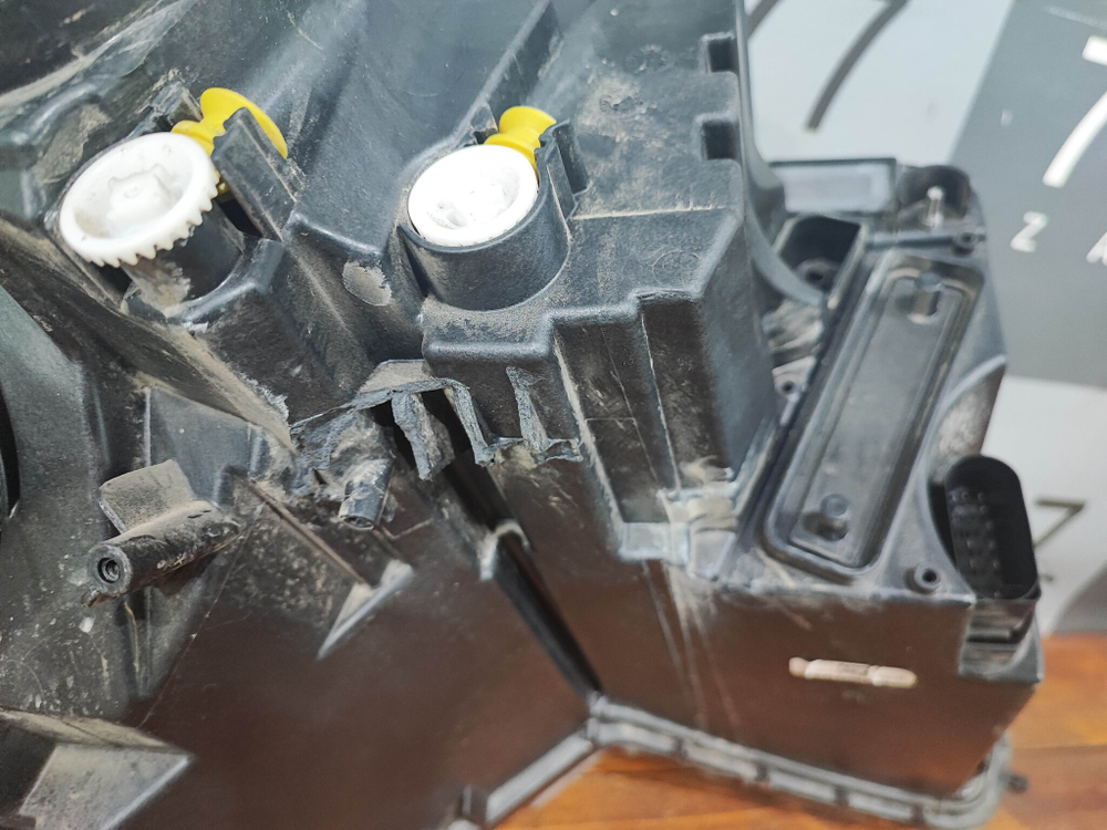 Фара левая LED Skoda Karoq 17-нв Б/У Оригинал 57B941015D