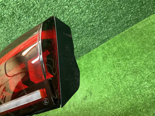 Фонарь крышки багажника Москвич 6 (2023-н.в.)