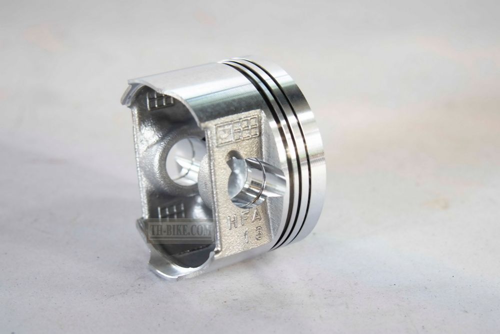 13101-KWN-900. 13101-KWN-901. 13101-KWN-902.  PISTON (STD.)