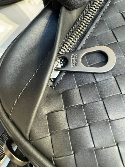 Клатч мужской Bottega Veneta черный