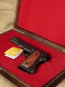 Denix Пистолет авт. "Кольт-45", 1911 г. в подарочном футляре