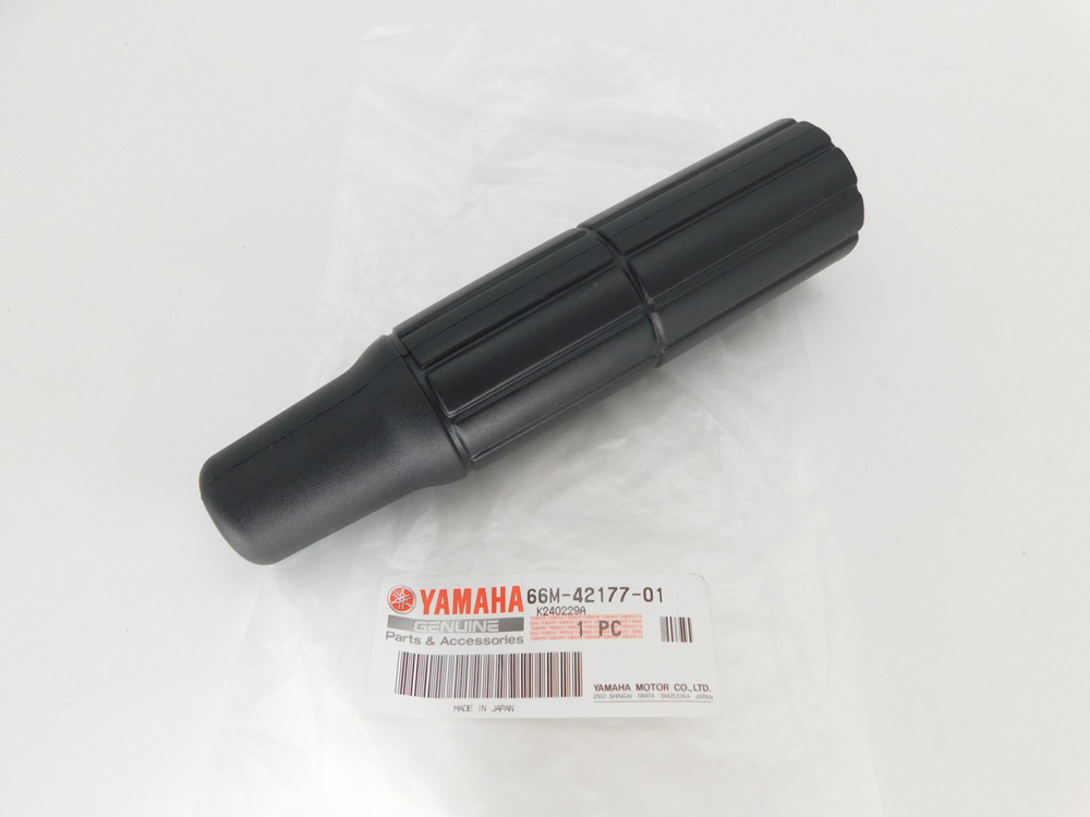 ручка резиновая Yamaha F13.5 F15 F20 F25 F9.9 FT25 FT9.9 66M-42177-00-00