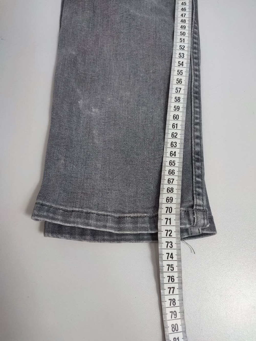 Джинсы FSBN "рваные" 44-46 размер