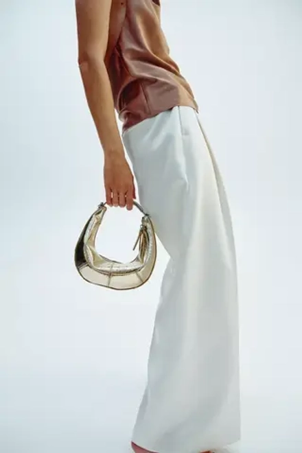 ZARA ОВАЛЬНАЯ СУМКА С МЕТАЛЛИЧЕСКОЙ РУЧКОЙ, ЗОЛОТИСТЫЙ
