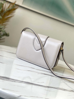 Louis Vuitton Pont 9