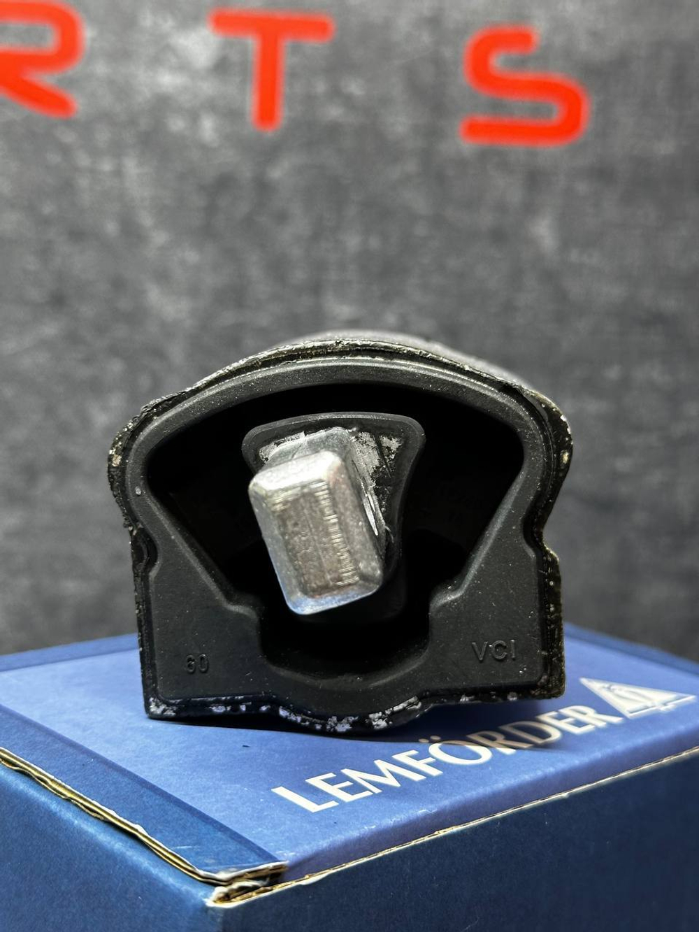 Опора КПП Mercedes-Benz 3387501