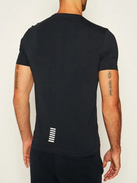 Футболка EA7