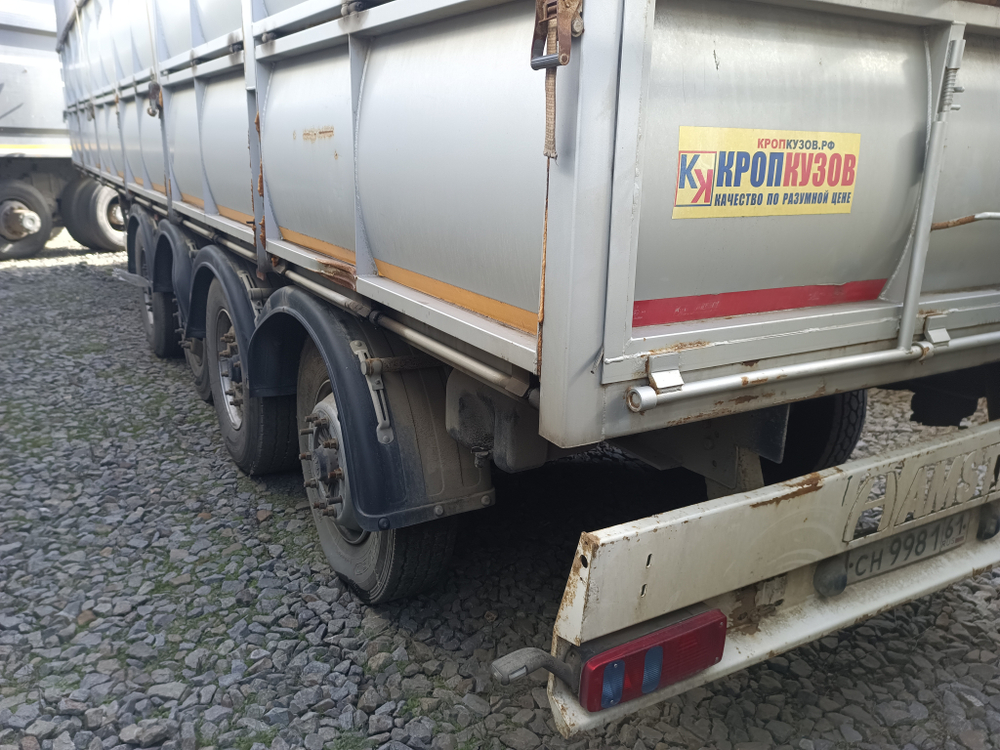 КРОПКУЗОВ 85057* Полуприцеп бортовой 85057B