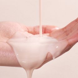 Восстанавливающая кремовая сыворотка с протеинами Numbuzin No.2 Protein 43% Creamy Serum 50 мл.(немного протекла)