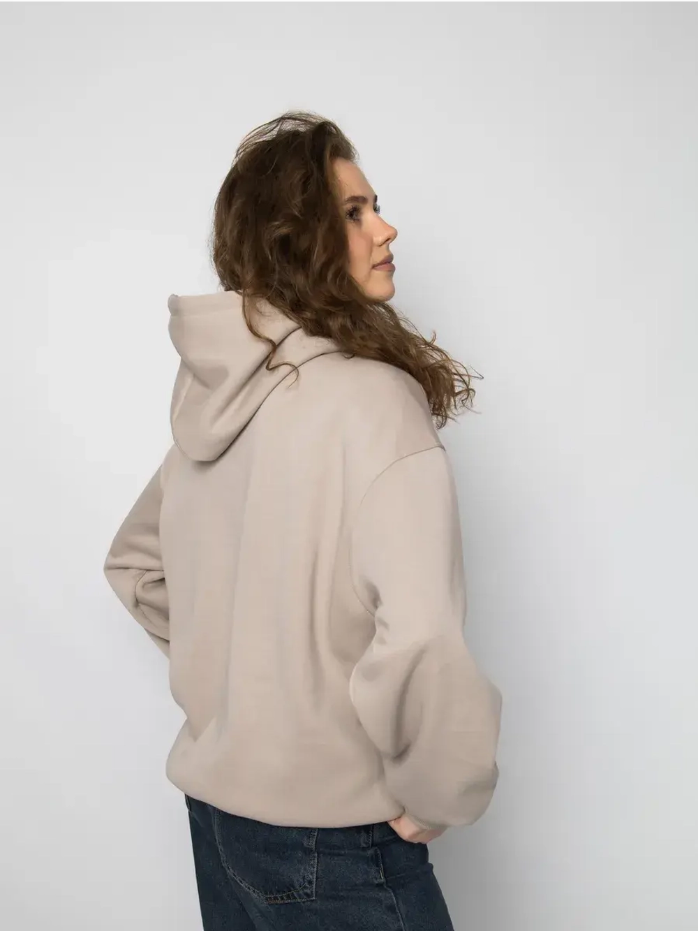 Толстовка утепленная с капюшоном