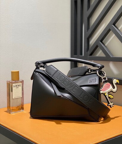 Loewe Puzzle 24 cm