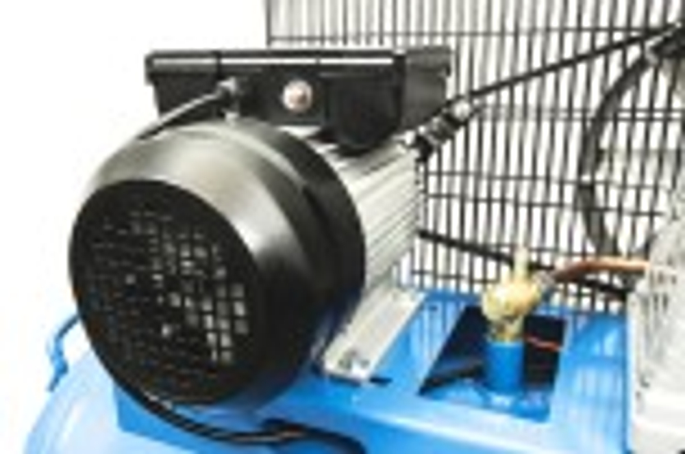 Компрессор поршневой STANKO ACH39012 230 В, реcивер 100 л, 390л/мин