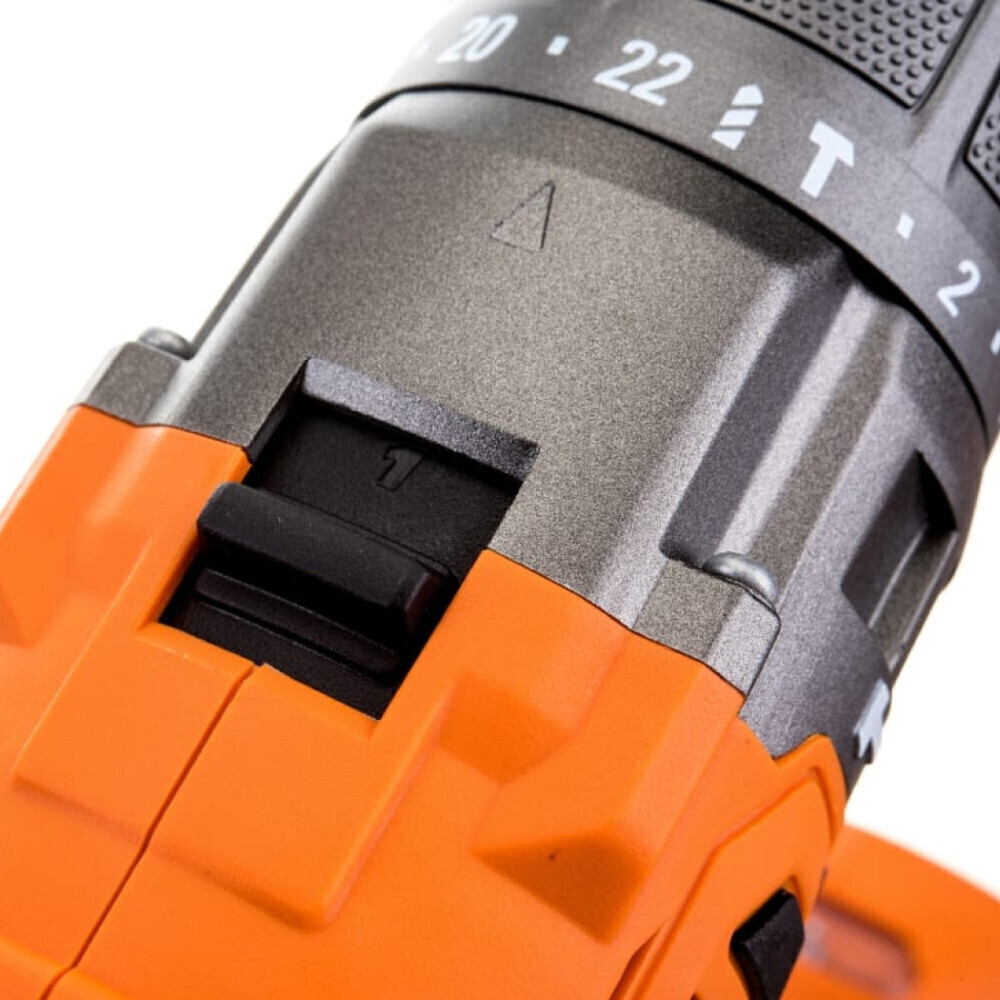 Дрель-шуруповерт аккумуляторная AEG BSB18C3BL-402C 4935478938