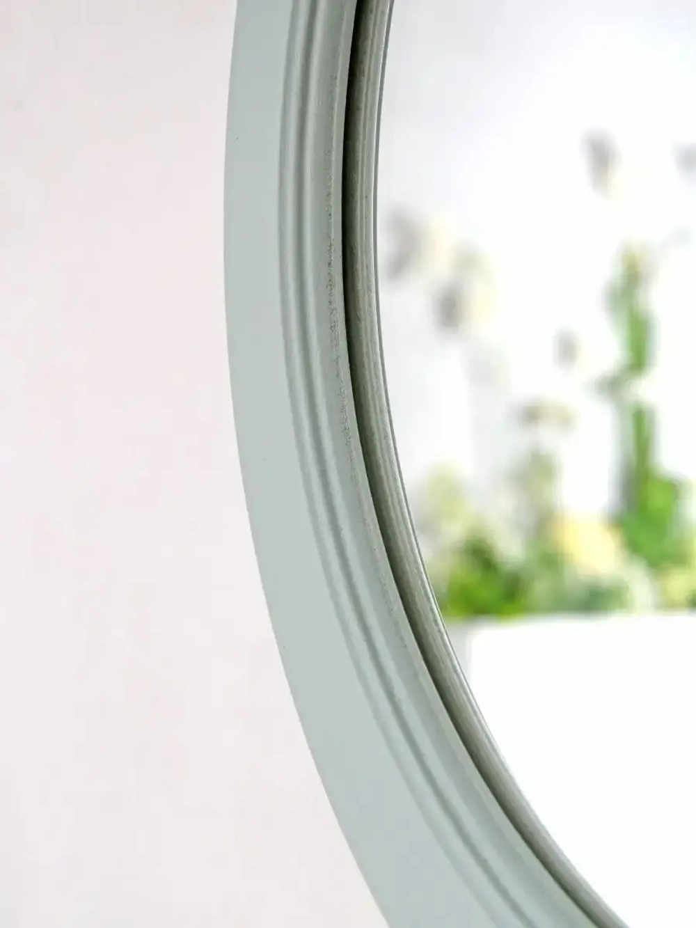 Зеркало настенное для прихожей 37 см