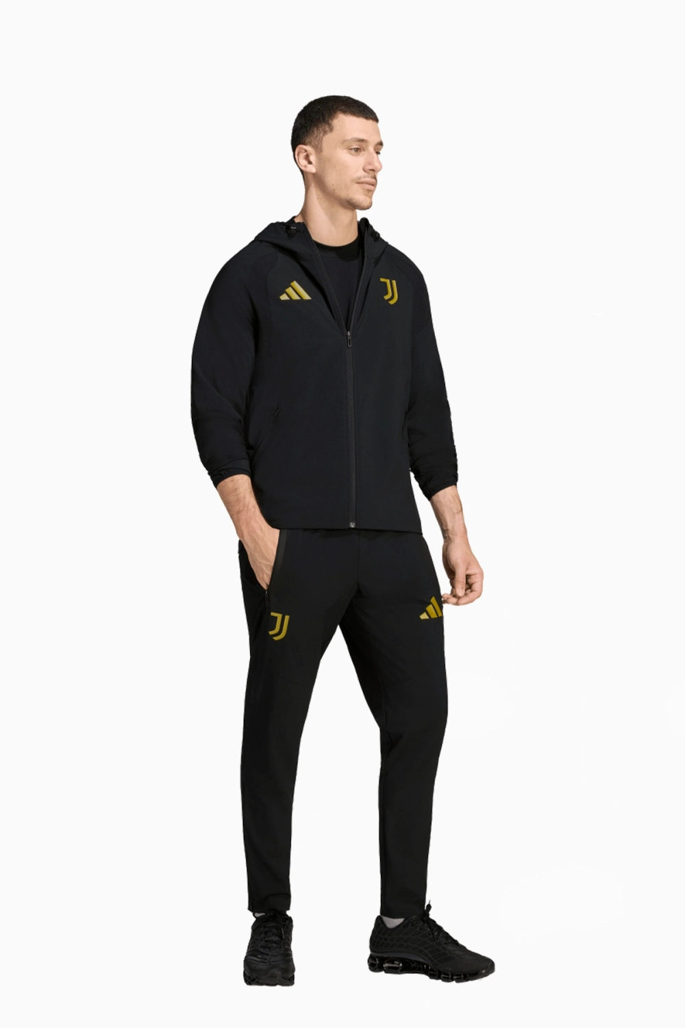 Ветровка adidas Juventus FC 26/27 Tiro Travel - черный