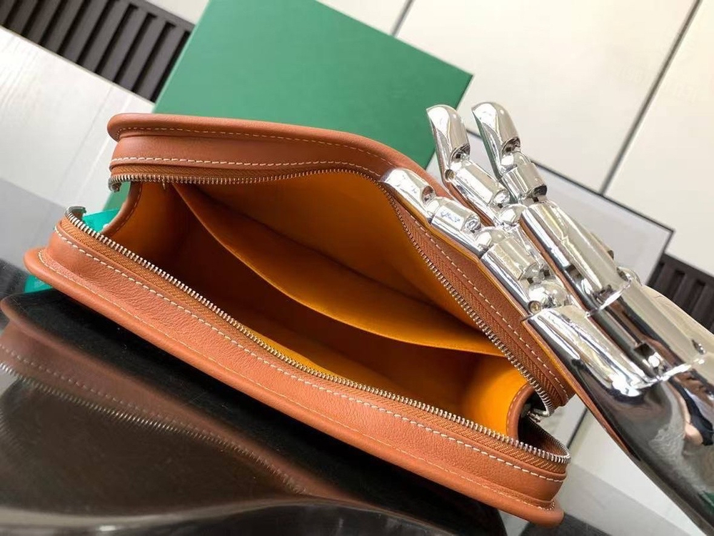 Клатч Goyard