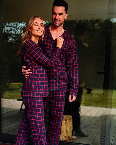 Пижама мужская на пуговицах с длинным рукавом и брюками Cornette 905/221