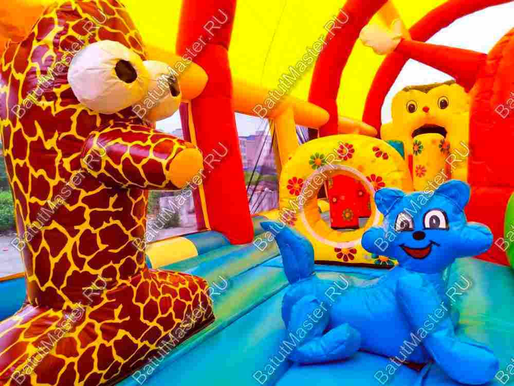 Коммерческий надувной батут "Веселый дом и звери в нём" с крышей 14*7*6 м
