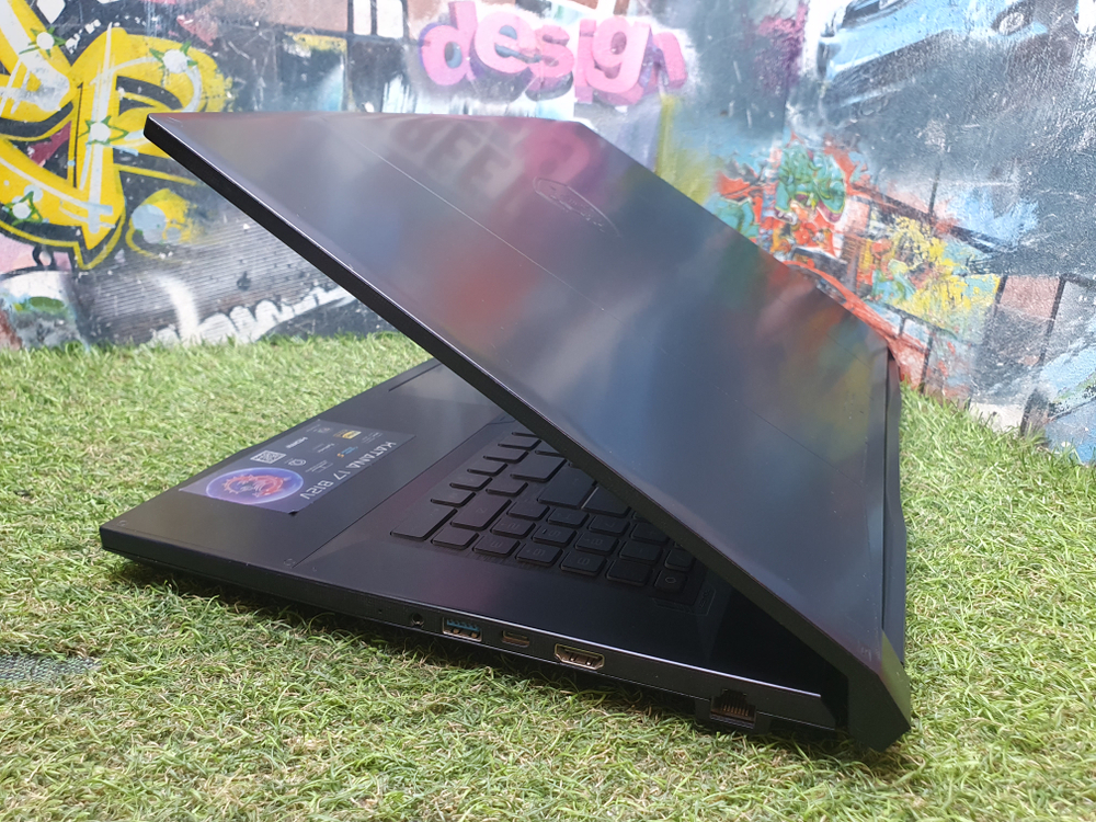 Ноутбук MSI i7-12/16Gb/RTX 4070 8Gb/FHD/144Hz/GF76 Katana 17 B12VGK-275XRU