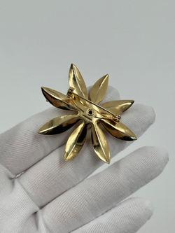 Брошь Цветок с кристаллами