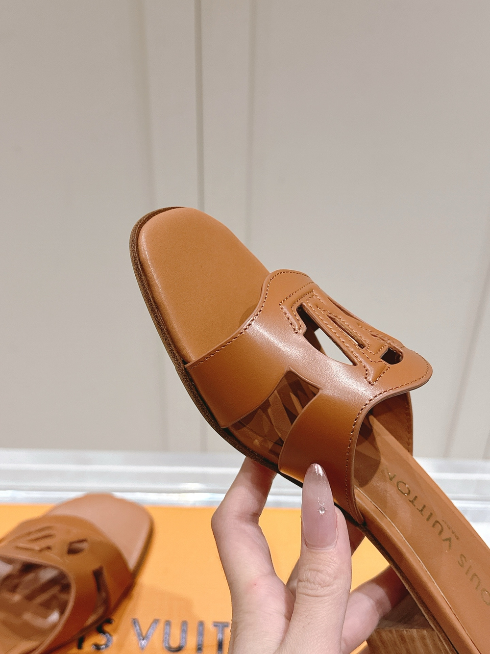 Louis Vuitton Isola Mule