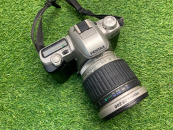 Pentax MZ50 + 28-200mm F3.8-5.6