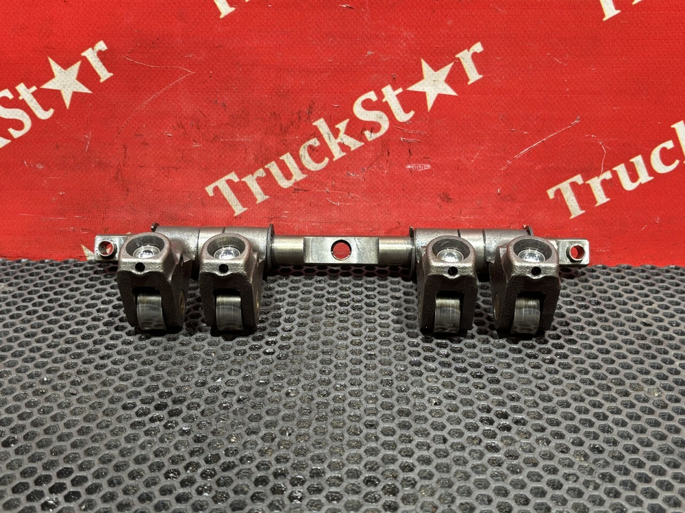 Вал рокеров в сборе 2021г