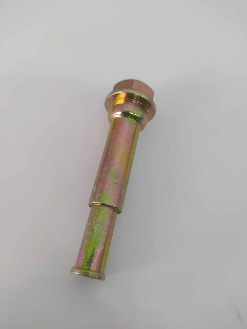 Направляющая (палец) верхняя переднего суппорта Great Wall 3501112K00