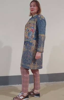 Пальто "Кормление птиц", по мотивам французского гобелена 15 века, выполненного в технике мильфлёр