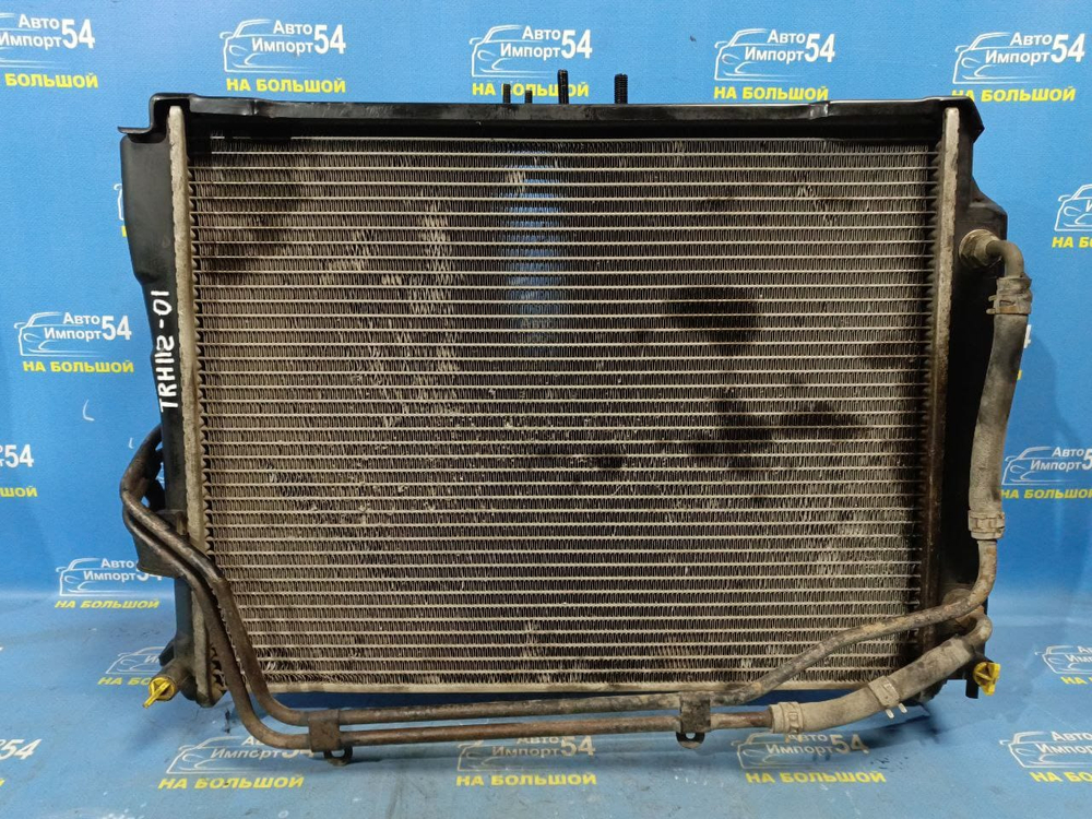 Радиатор двигателя TOYOTA HIACE 1994