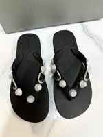 Шлепанцы Balenciaga