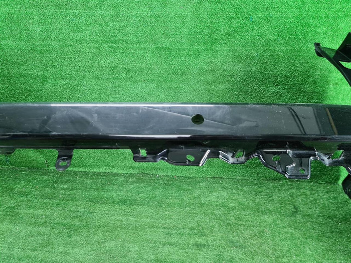 Бампер задний Toyota Land Cruiser 300 (2021-н.в.)